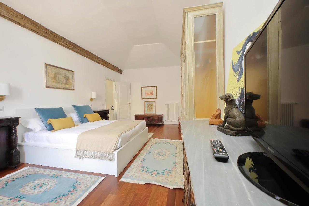 Ych-Penthouse Fiammetta A Piazza Navona Roma Exterior foto